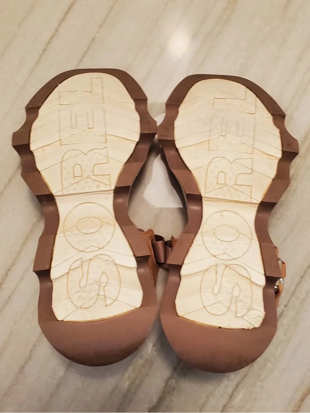 Sorel Kinetic Impact Y-Strap High Sandals Size 6